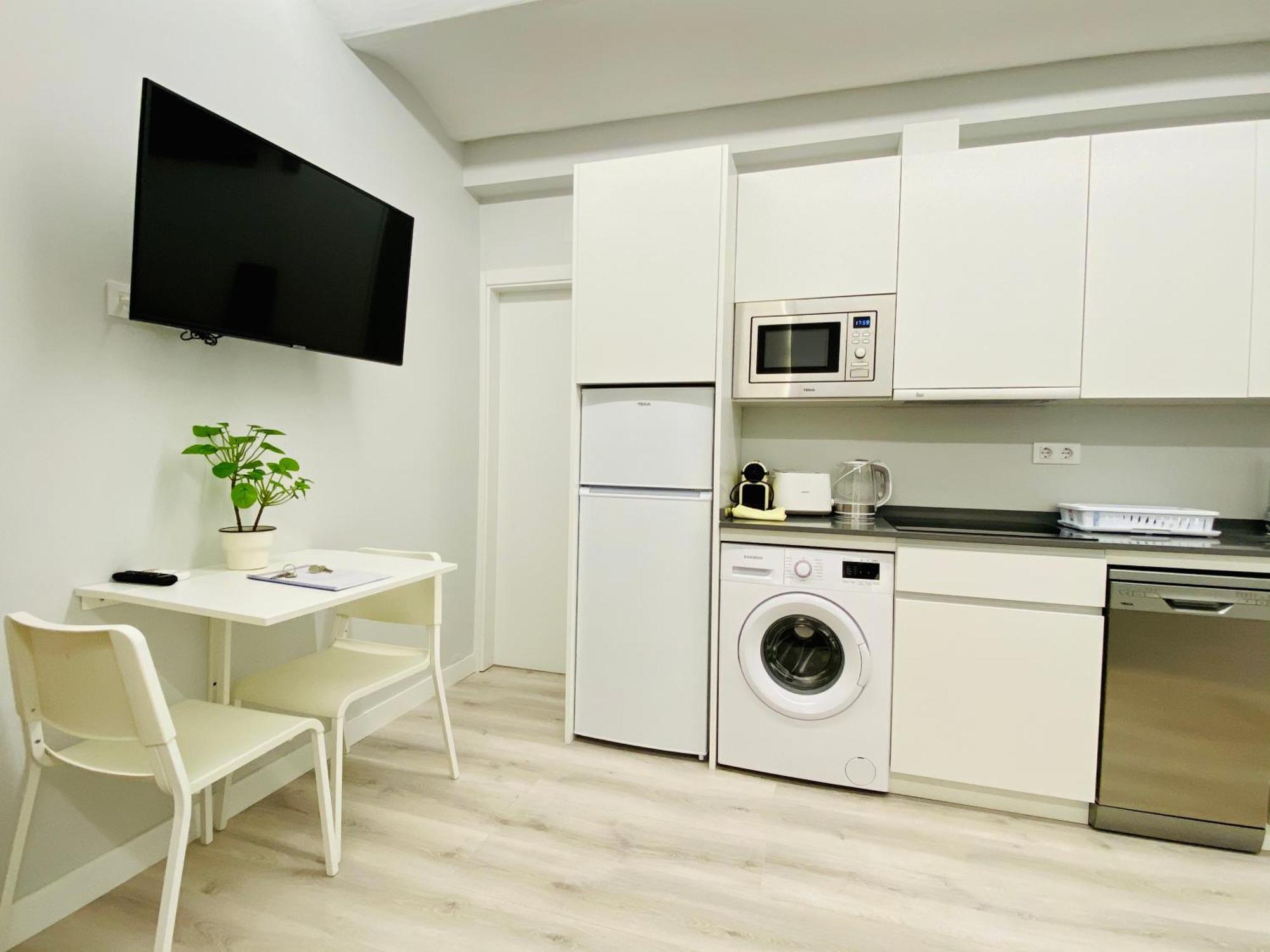 Estudio Centro Madrid Santa Ana Puerta Del Sol Exteriör bild